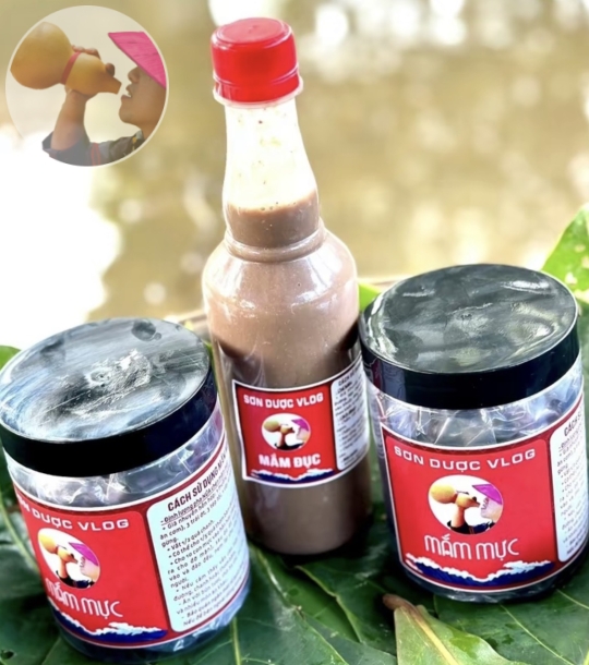 2 Mắm Mực + 1 Mắm Đục